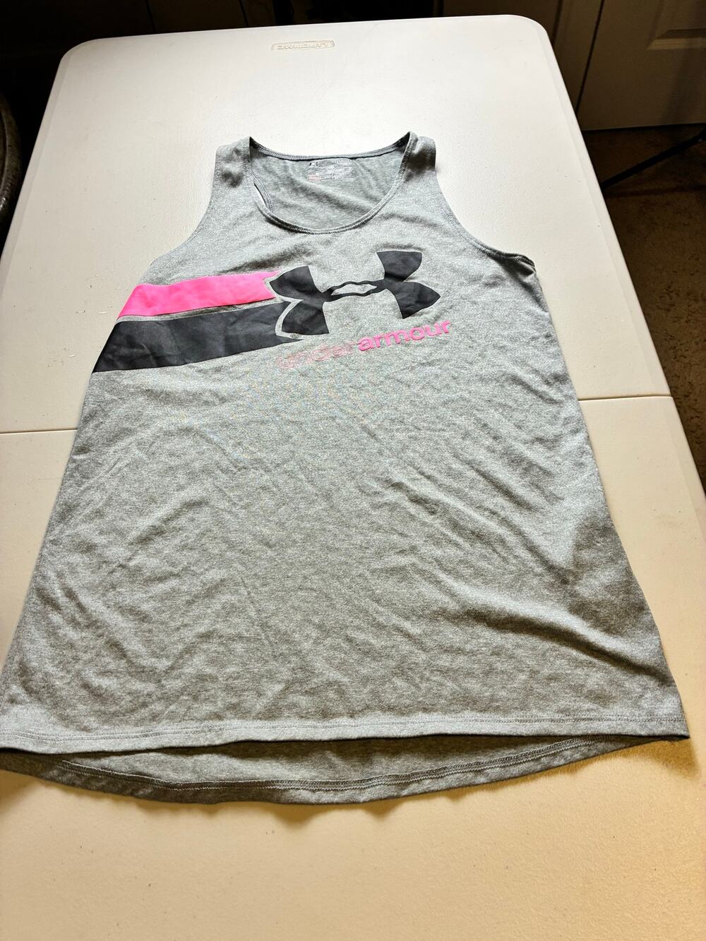 Under Armour HeatGear Youth Large Gray Pink Logo Tank Top Sleeveless YLG Loose